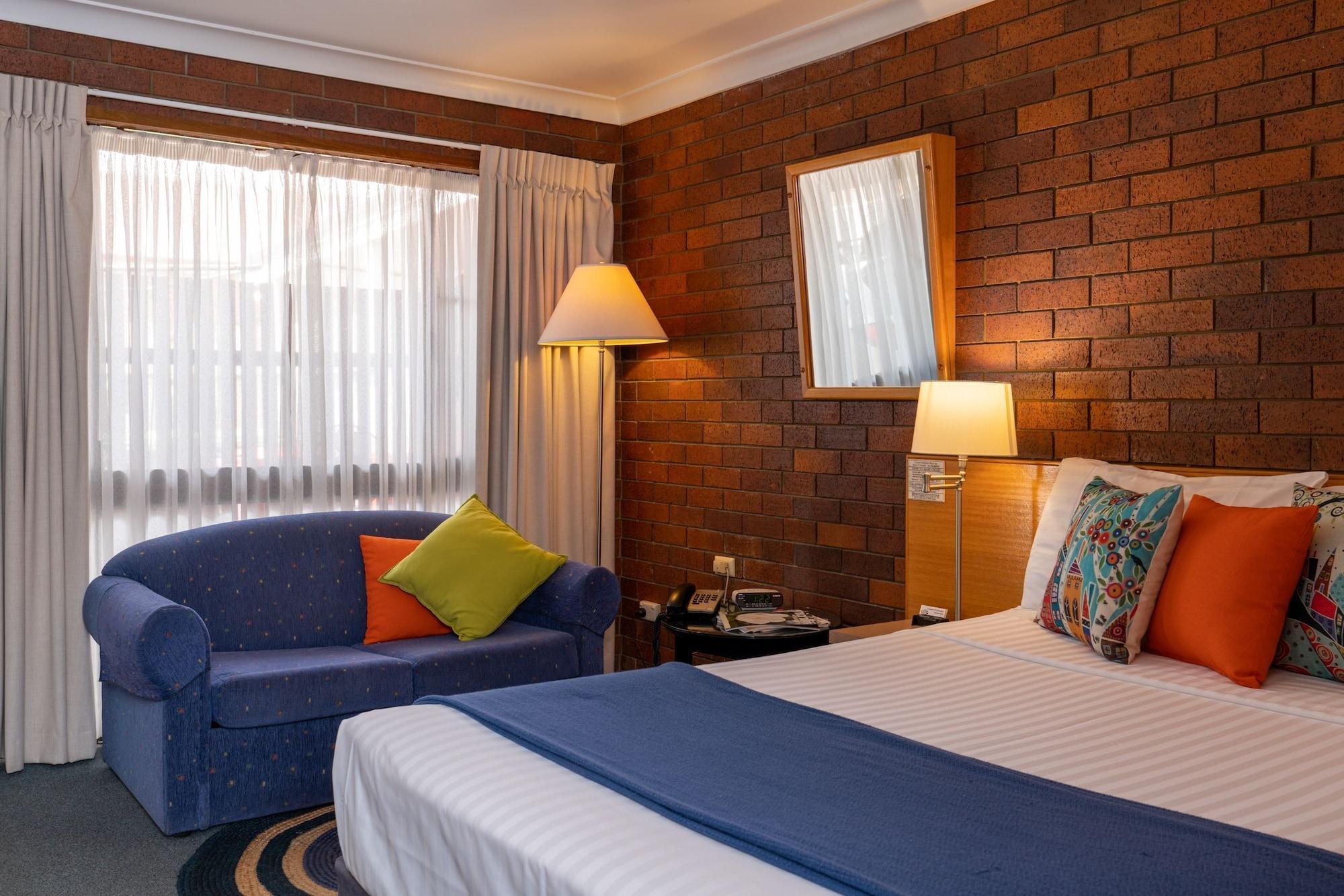 Country Pathfinder Motor Inn Dalby Dış mekan fotoğraf