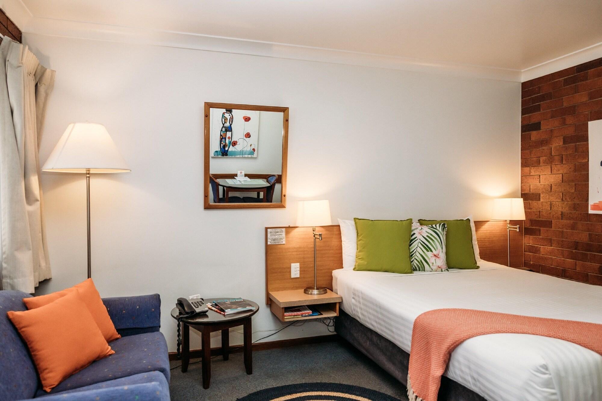Country Pathfinder Motor Inn Dalby Dış mekan fotoğraf