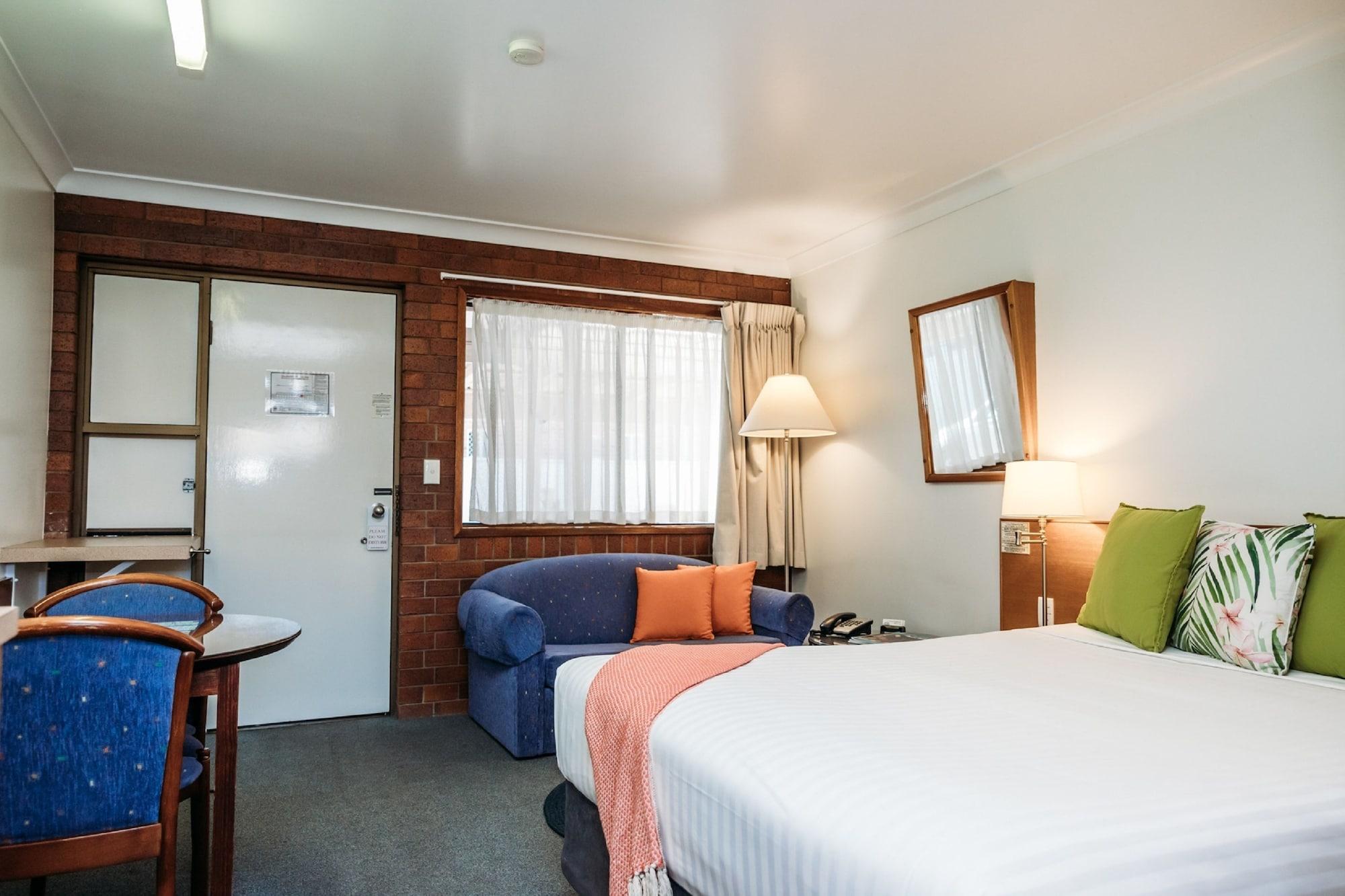 Country Pathfinder Motor Inn Dalby Dış mekan fotoğraf
