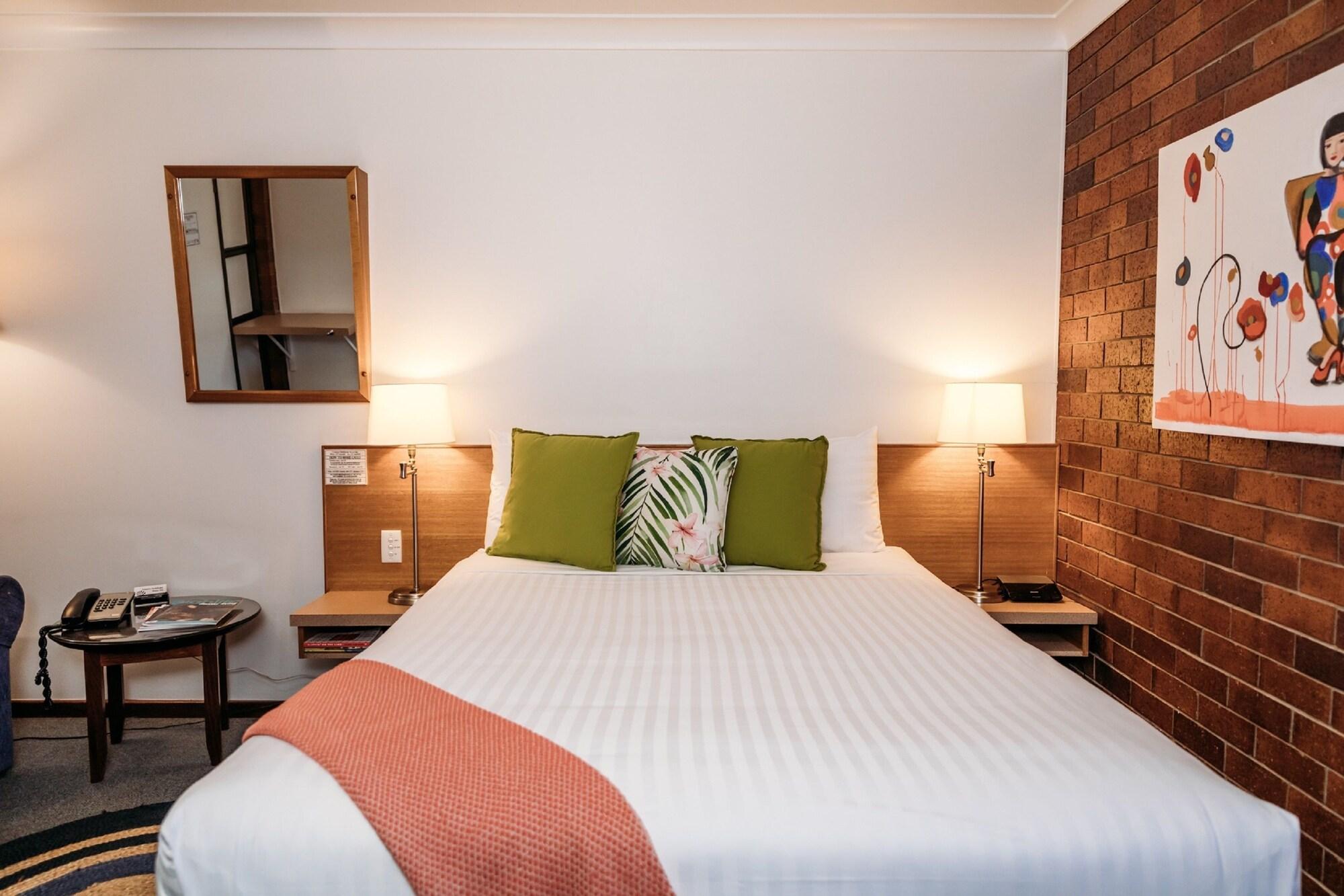 Country Pathfinder Motor Inn Dalby Dış mekan fotoğraf