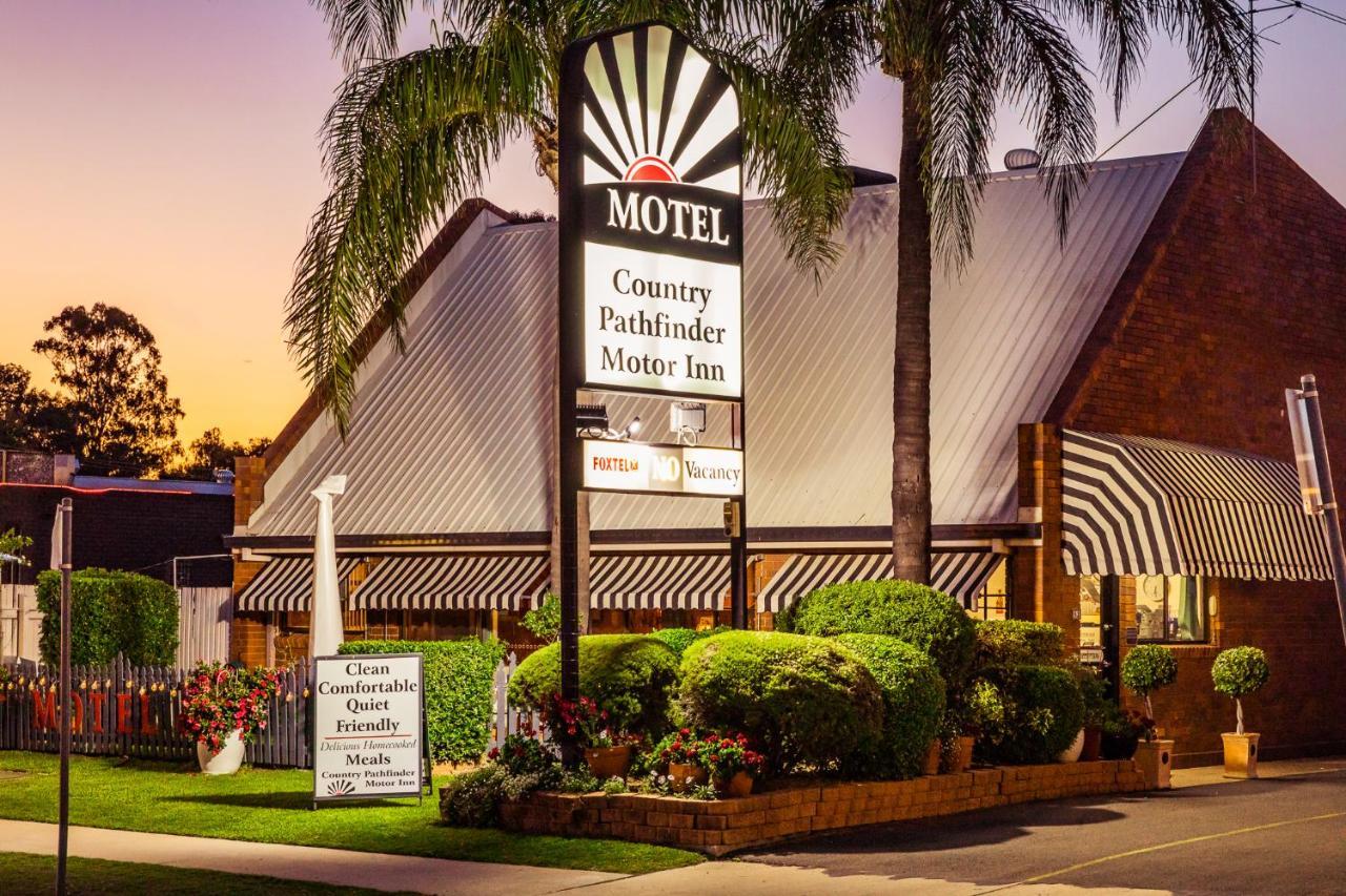 Country Pathfinder Motor Inn Dalby Dış mekan fotoğraf